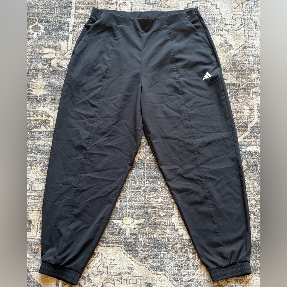 ☀️Adidas Women’s Aeroready Jogger Track Pants Black Pintuck Tapered Sz M/L